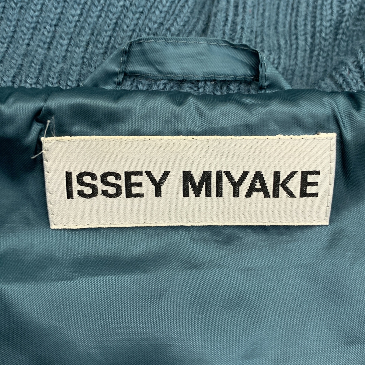 ISSEY MIYAKE / イッセイミヤケ リブニット切替 ダウン ジャケット