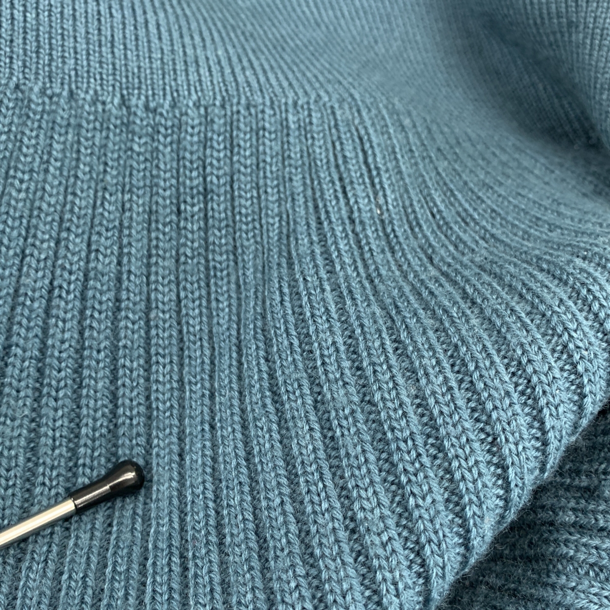 ISSEY MIYAKE / イッセイミヤケ リブニット切替 ダウン ジャケット