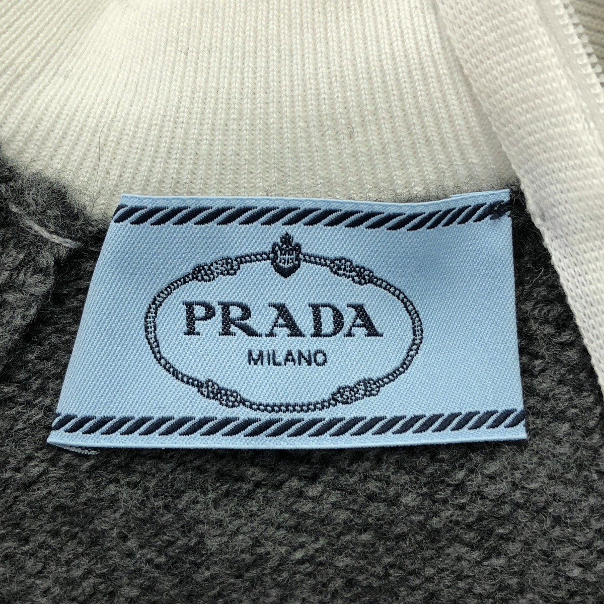 PRADA / プラダ ウール カシミヤ混 ロゴ ハイネック ニット