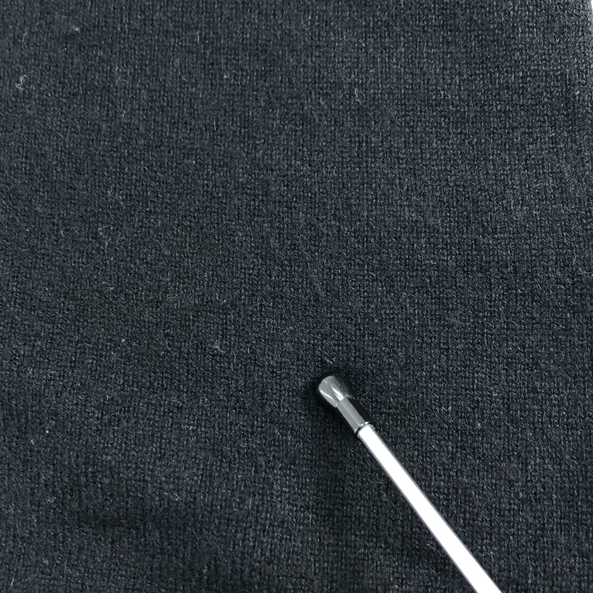 lucien pellat-finet / ルシアンペラフィネ カシミヤ スカル エンブロイダリー Vネックニット