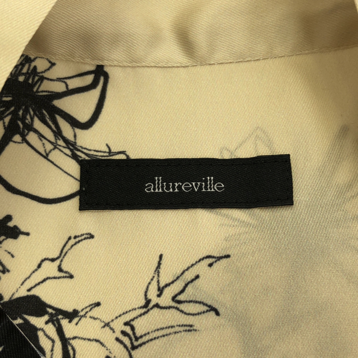 その他 フラワープリント ボウタイ ブラウス