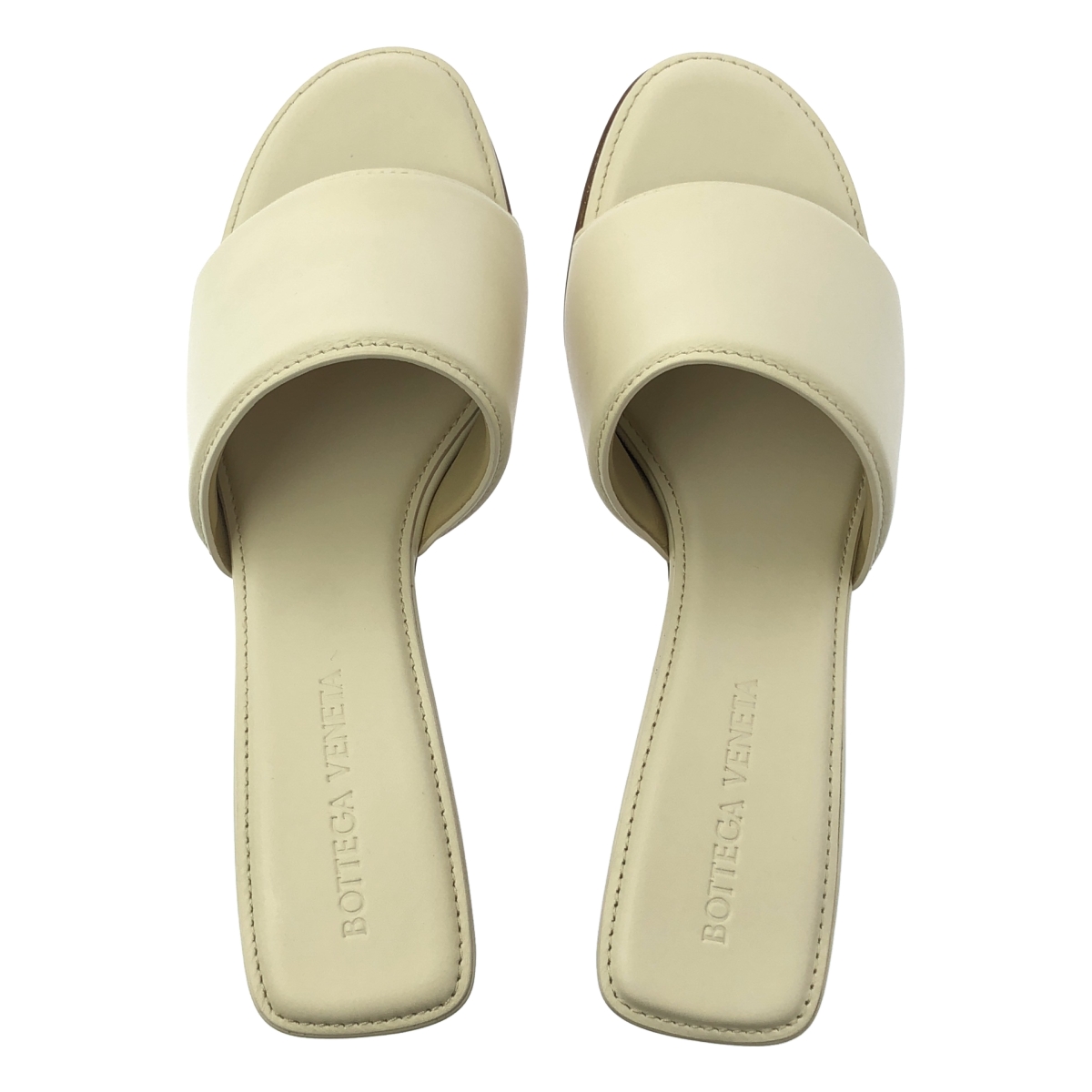 BOTTEGA VENETA / ボッテガヴェネタ The Band Slip-On Sandal レザー ミュール サンダル