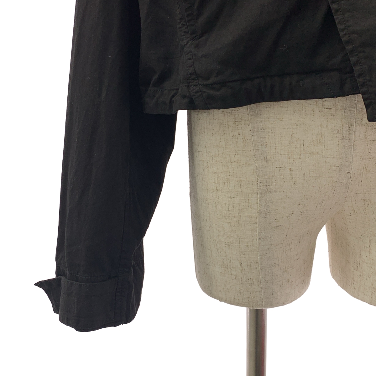 JULIUS / ユリウス Cropped Rouge Jacket / ドローストリング ジップ オーバー ジャケット