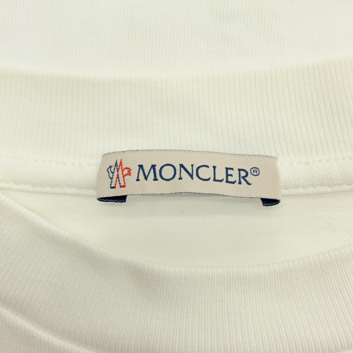 その他 × HYKE ロゴ ロング スリーブ カットソー