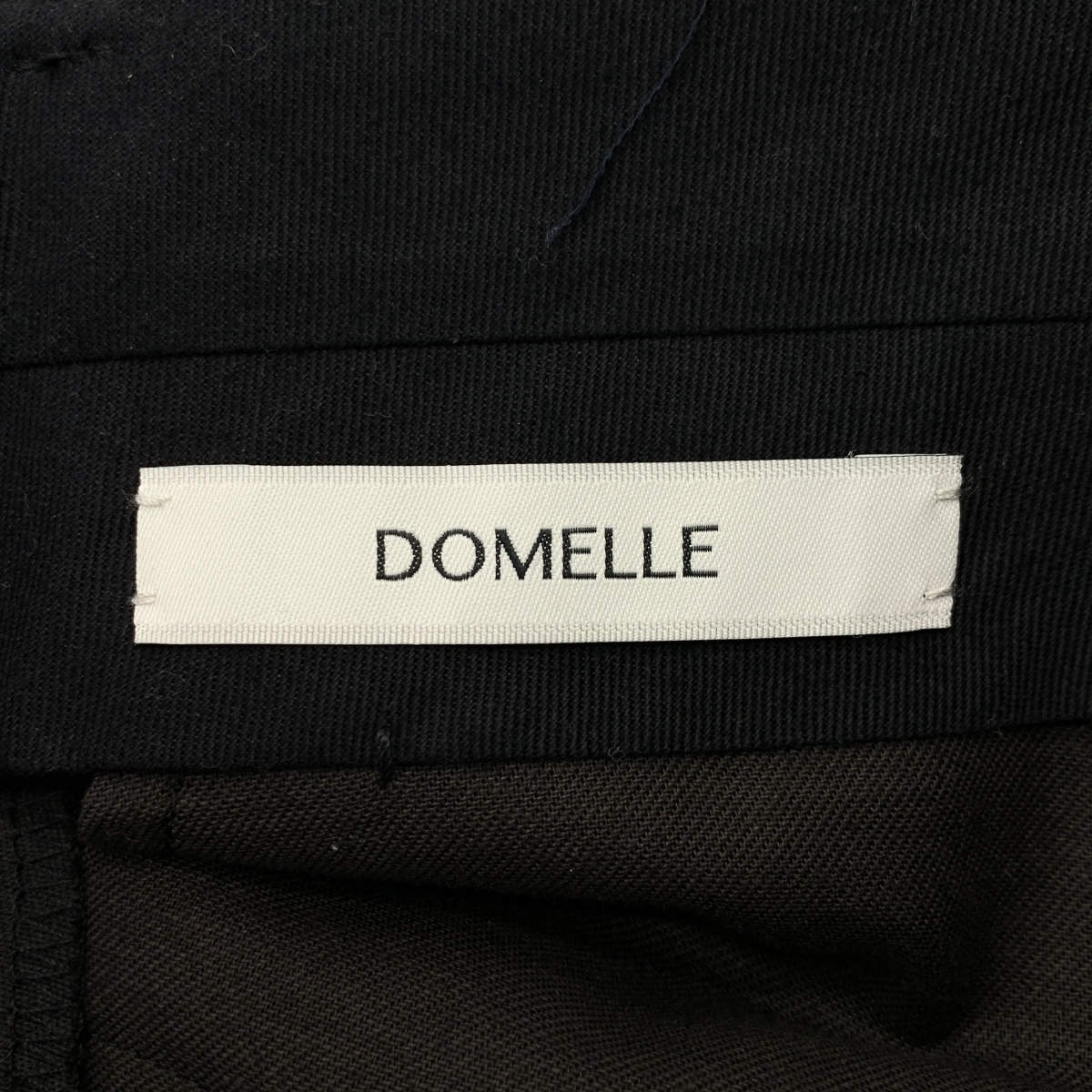 その他 ウール シルク テーパードパンツ