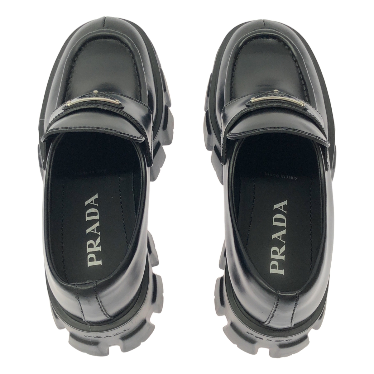 PRADA / プラダ トライアングル ロゴ モノリス ブラッシュド レザー ローファー