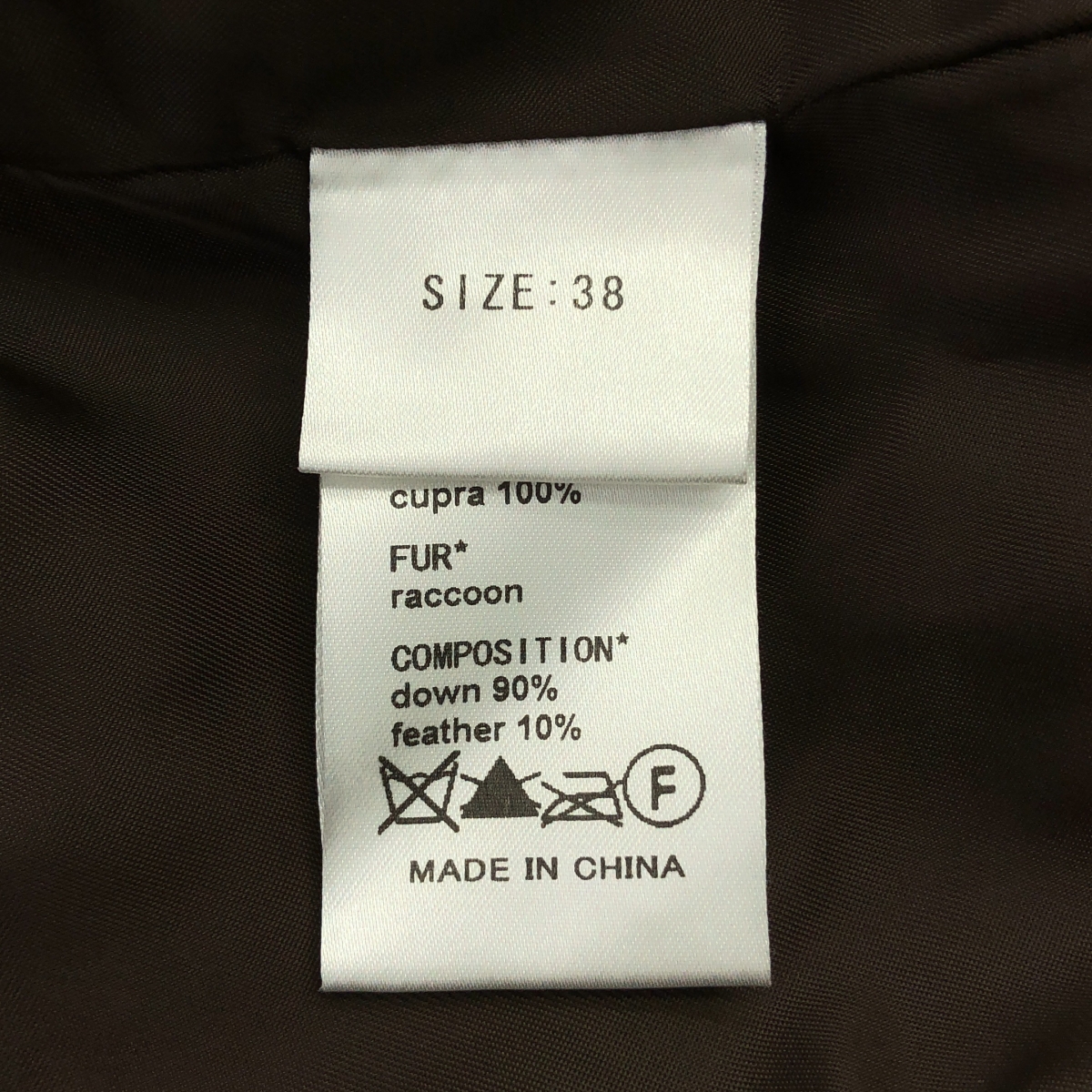 muller of yoshiokubo / ミュラーオブヨシオクボ チャイニーズラクーン ファー ダウンコート / 総裏地