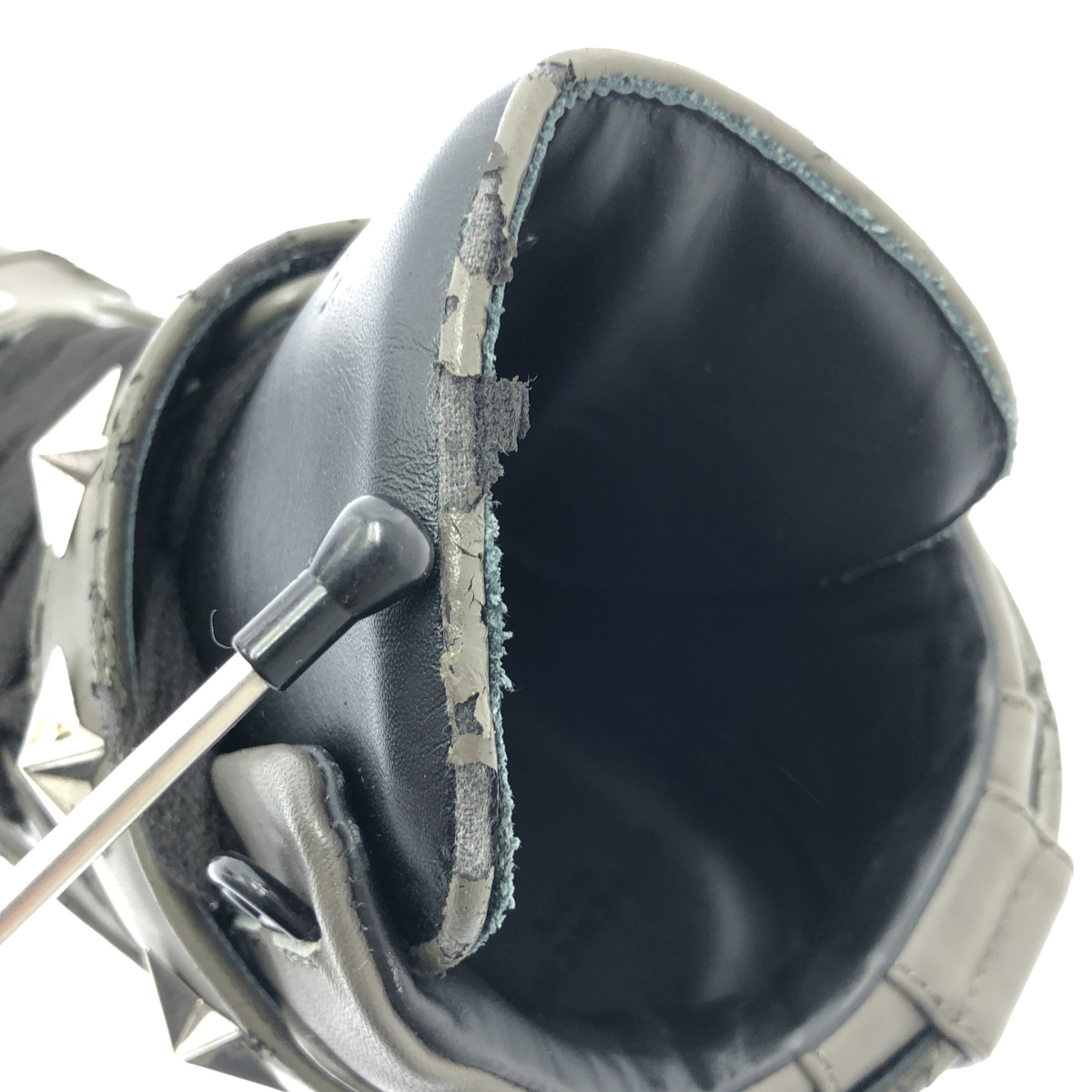 GIVENCHY / ジバンシィ スタッズ ハイカット スニーカー