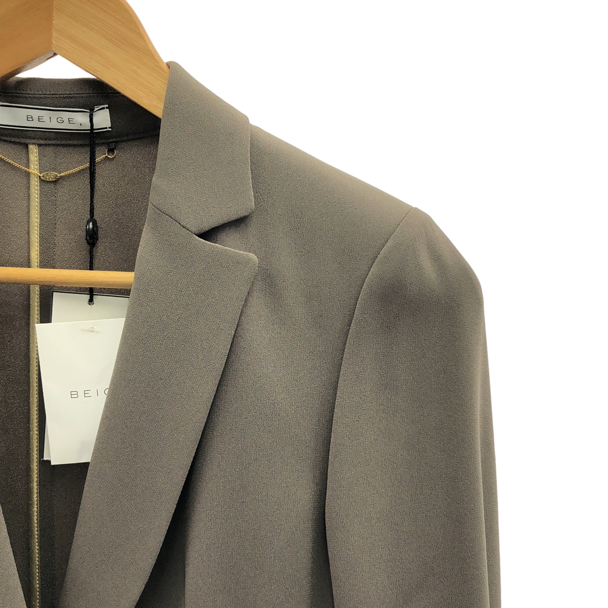 BEIGE， / ベイジ CINDY / トリアセテート シングルブレスト ジャケット