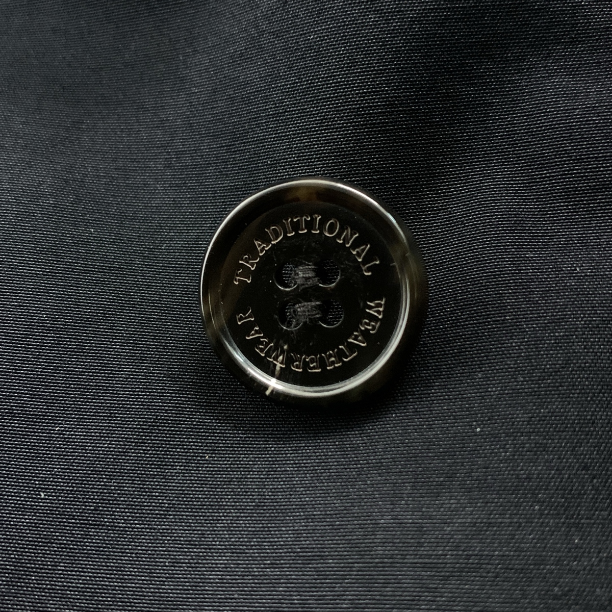 Traditional Weatherwear / トラディショナルウェザーウェア BF CHRYSTON RAGLAN / ロゴボタン クリストンラグランコート フーディ