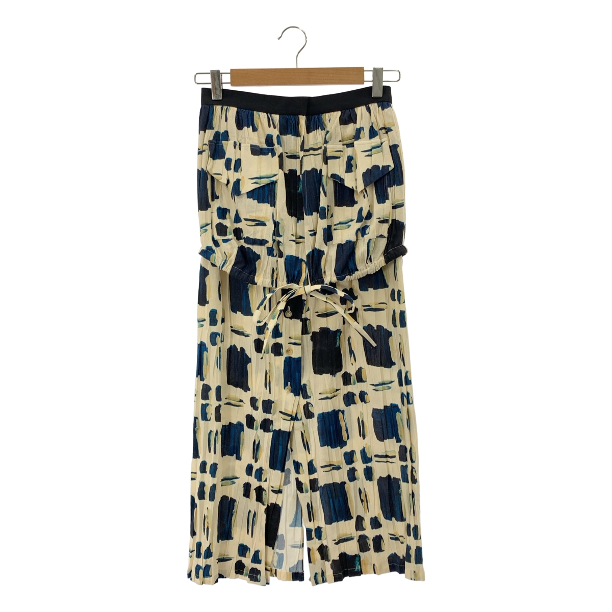 AKANE UTSUNOMIYA / アカネウツノミヤ