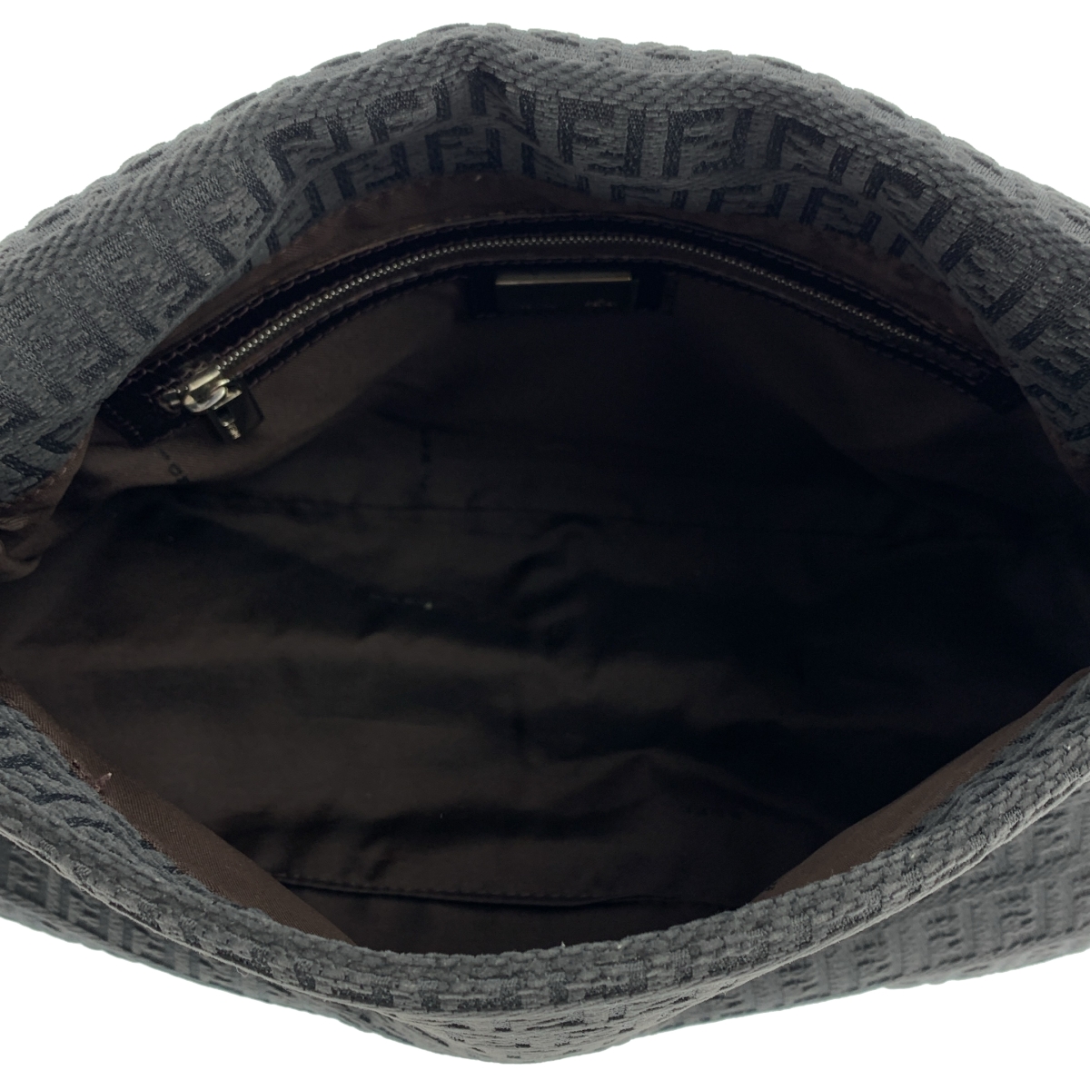 FENDI / フェンディ ズッカ 総柄 マンマ バケット ショルダーバッグ