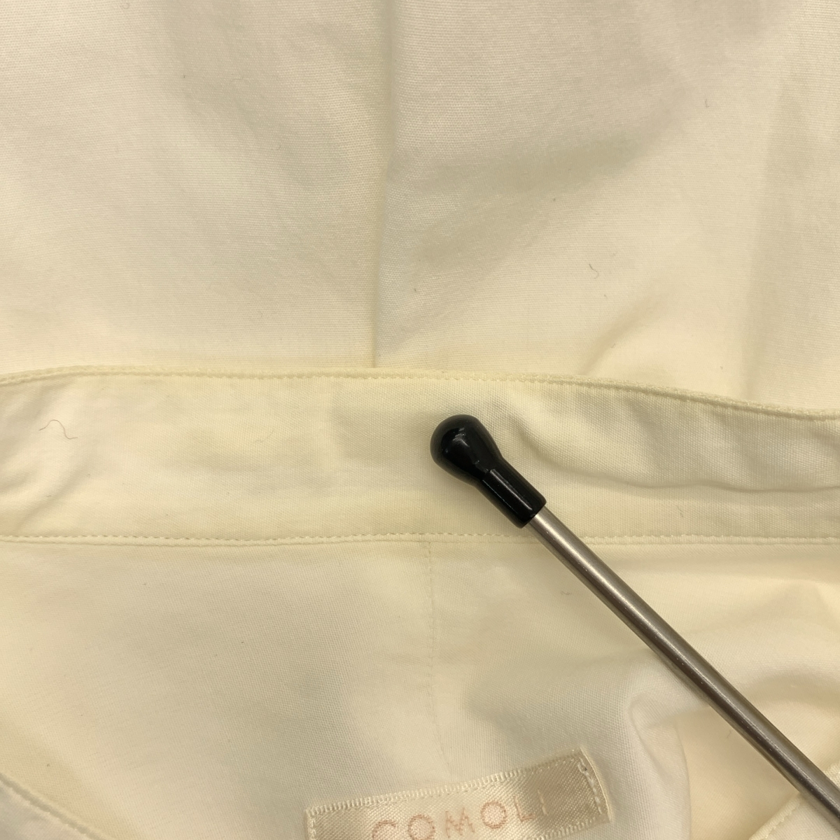 COMOLI / コモリ コットン バンドカラーシャツ