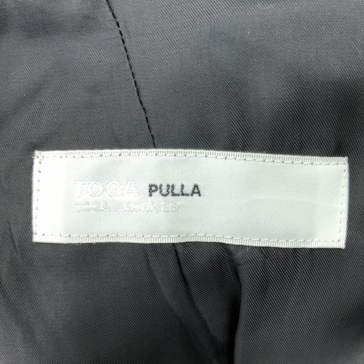 TOGA PULLA / トーガプルラ ゼブラ アセテートサテンドレス ワンピース