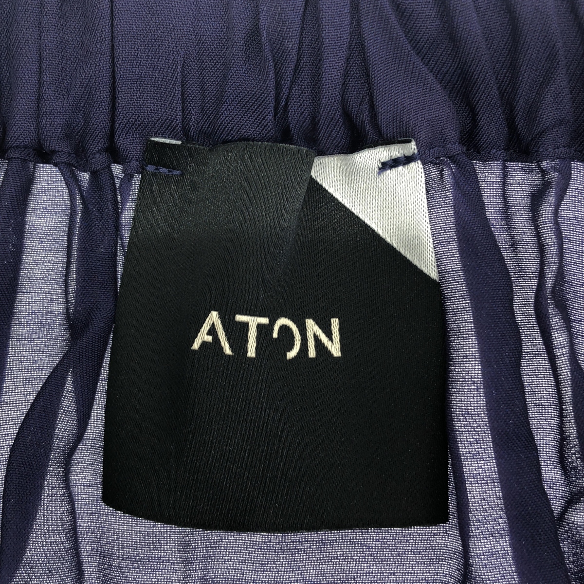 ATON / エイトン NATURAL DYE CUPRA SILK KERSEY FRONT DRAPED SKIRT フロントドレープ スカート