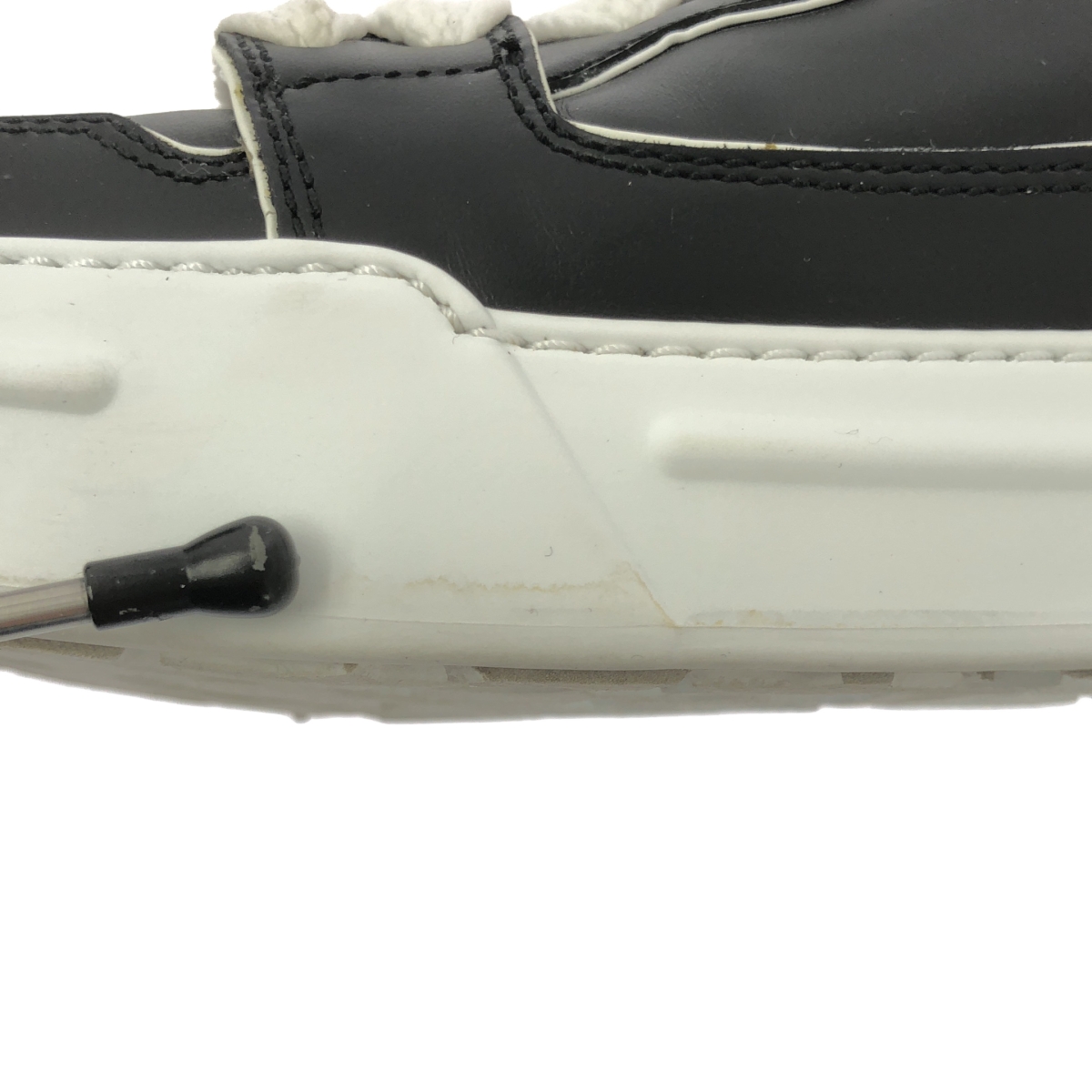 miu miu / ミュウミュウ レザー スニーカー