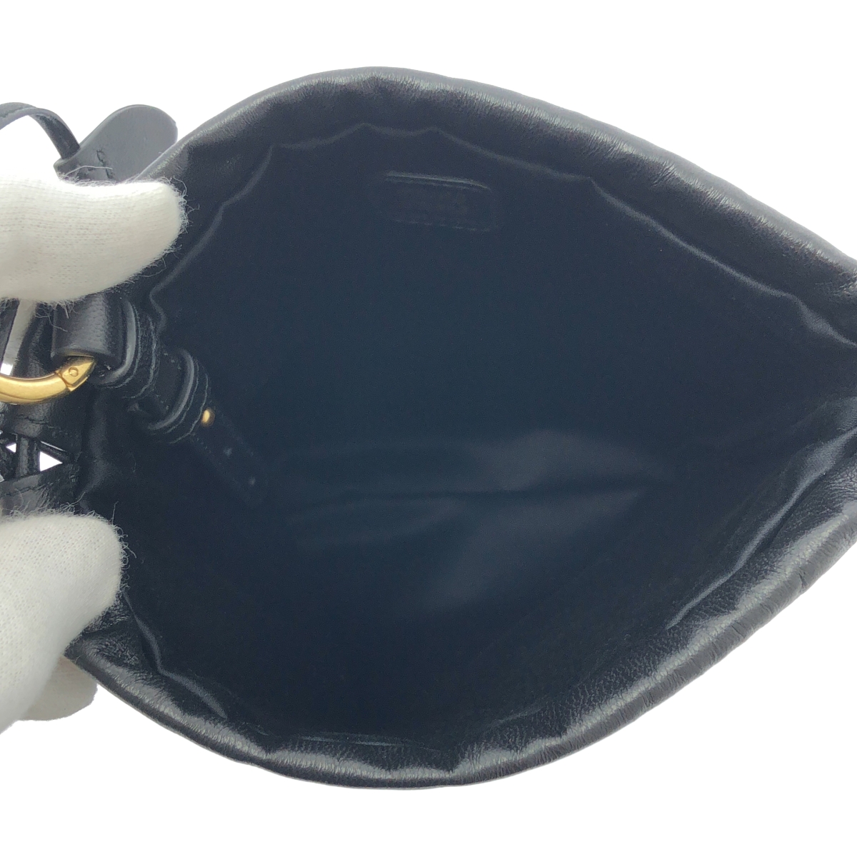 miu miu / ミュウミュウ nappa duchesse pouch / 5NG010 ナッパレザー ロゴ ドローストリング 巾着 ハンドバッグ ポーチ