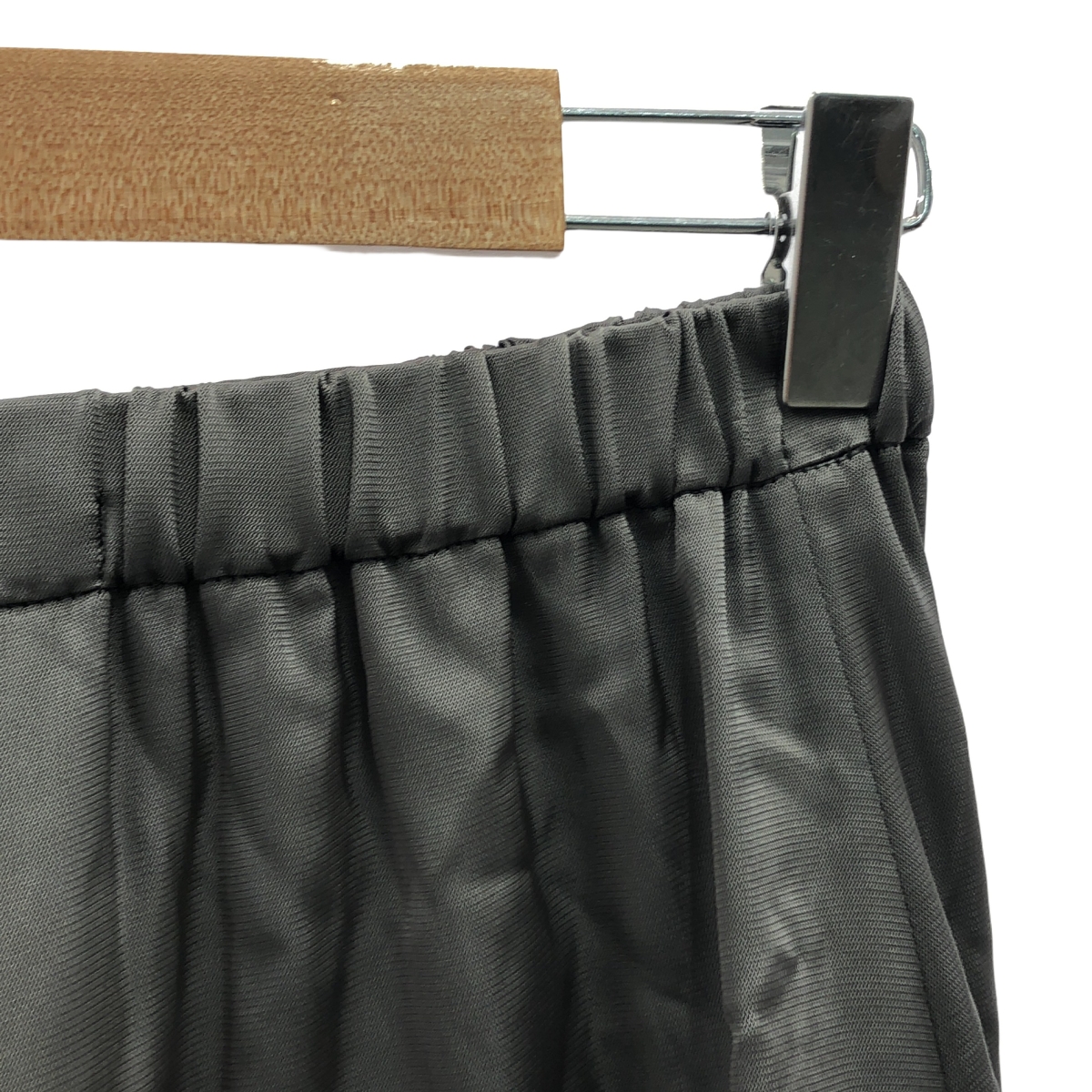 ESLOW / エスロー サテン レーヨン イージー ロングスカート