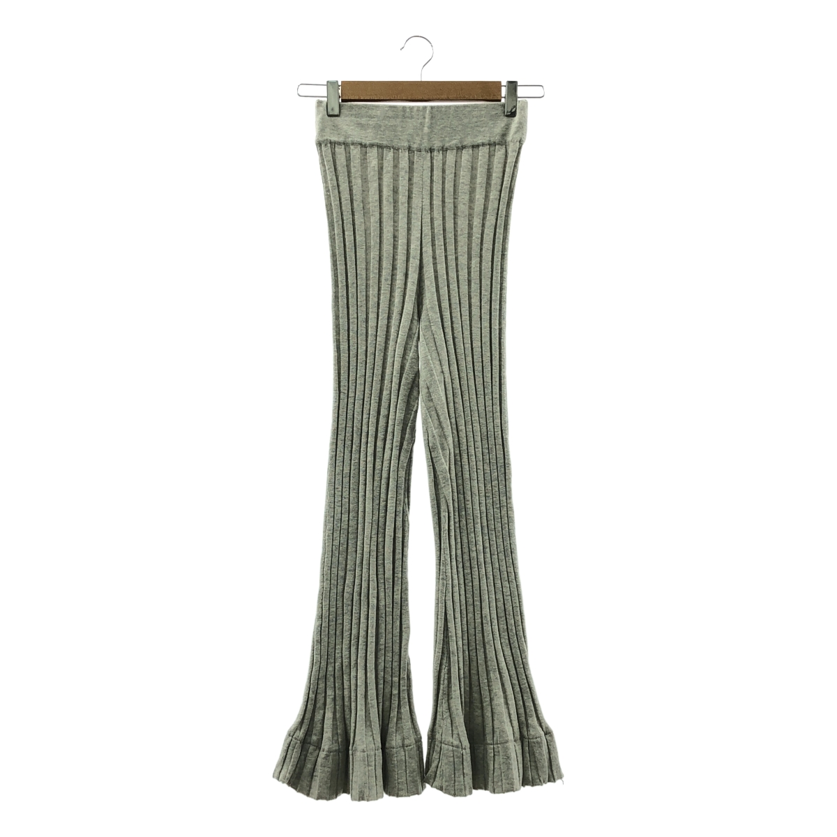 DEMYLEE / デミリー