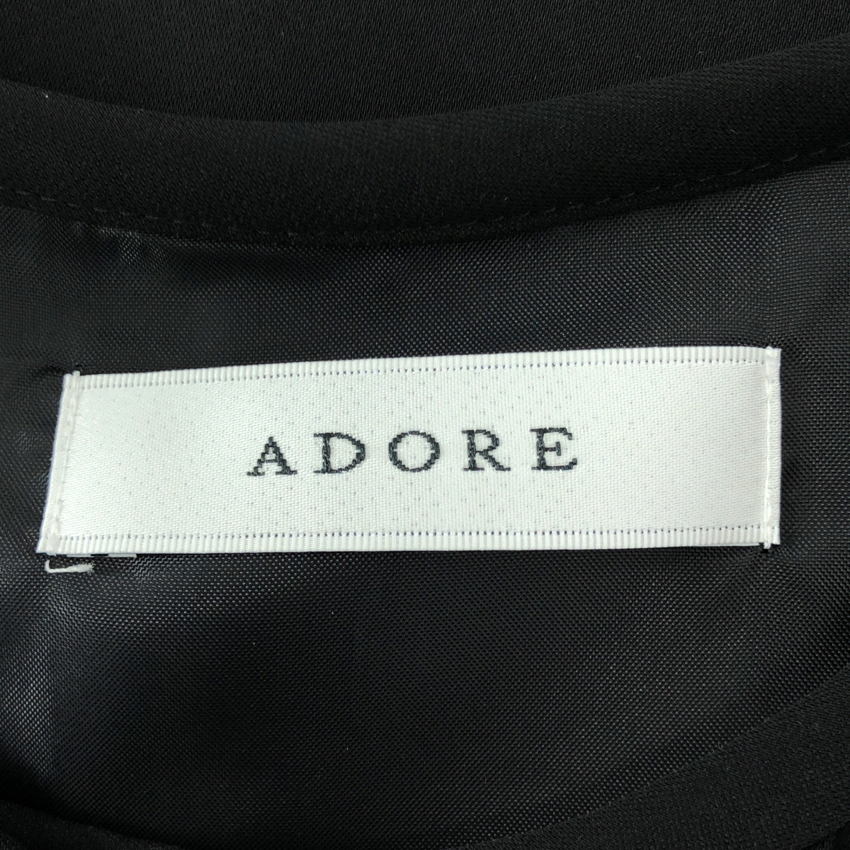 ADORE / アドーア パウダリードライサテンブラウス