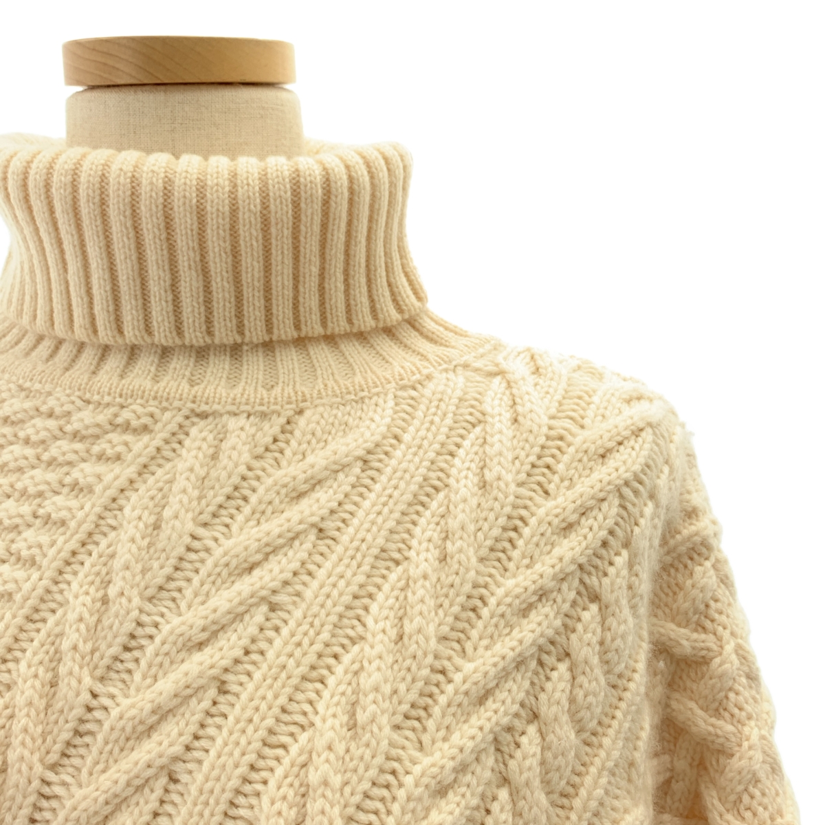 6(ROKU) BEAUTY&YOUTH / ロクビューティーアンドユース WOOL CASHMERE CABLE TURTLE NECK KNIT / ウール カシミヤ アシンメトリー ニット セーター