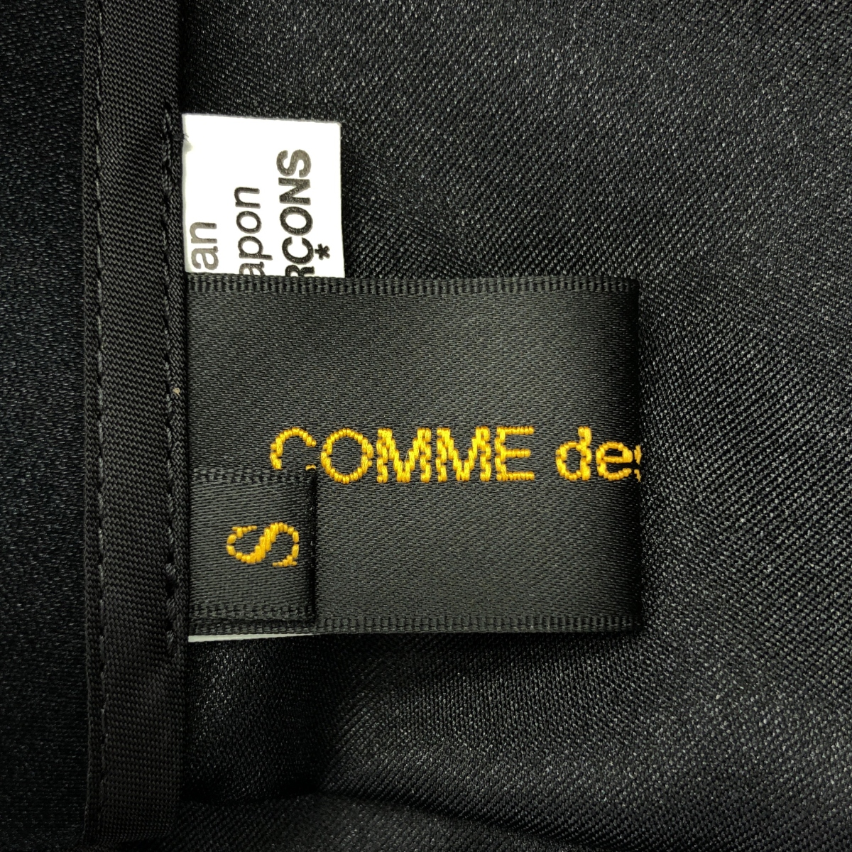 COMME des GARCONS / コムデギャルソン ポリエステル 丸襟 立体 ボリュームスリーブ オーバー ジャケット