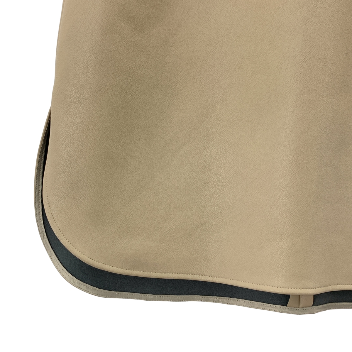 BEIGE， / ベイジ バックジップ スリット プルオーバー トップス