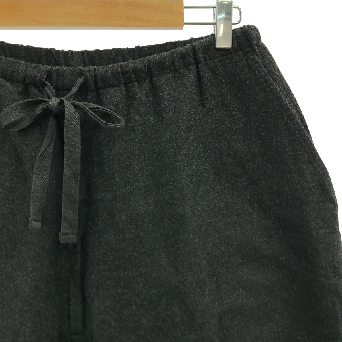 COMOLI / コモリ ウールシルク ドローストリングパンツ