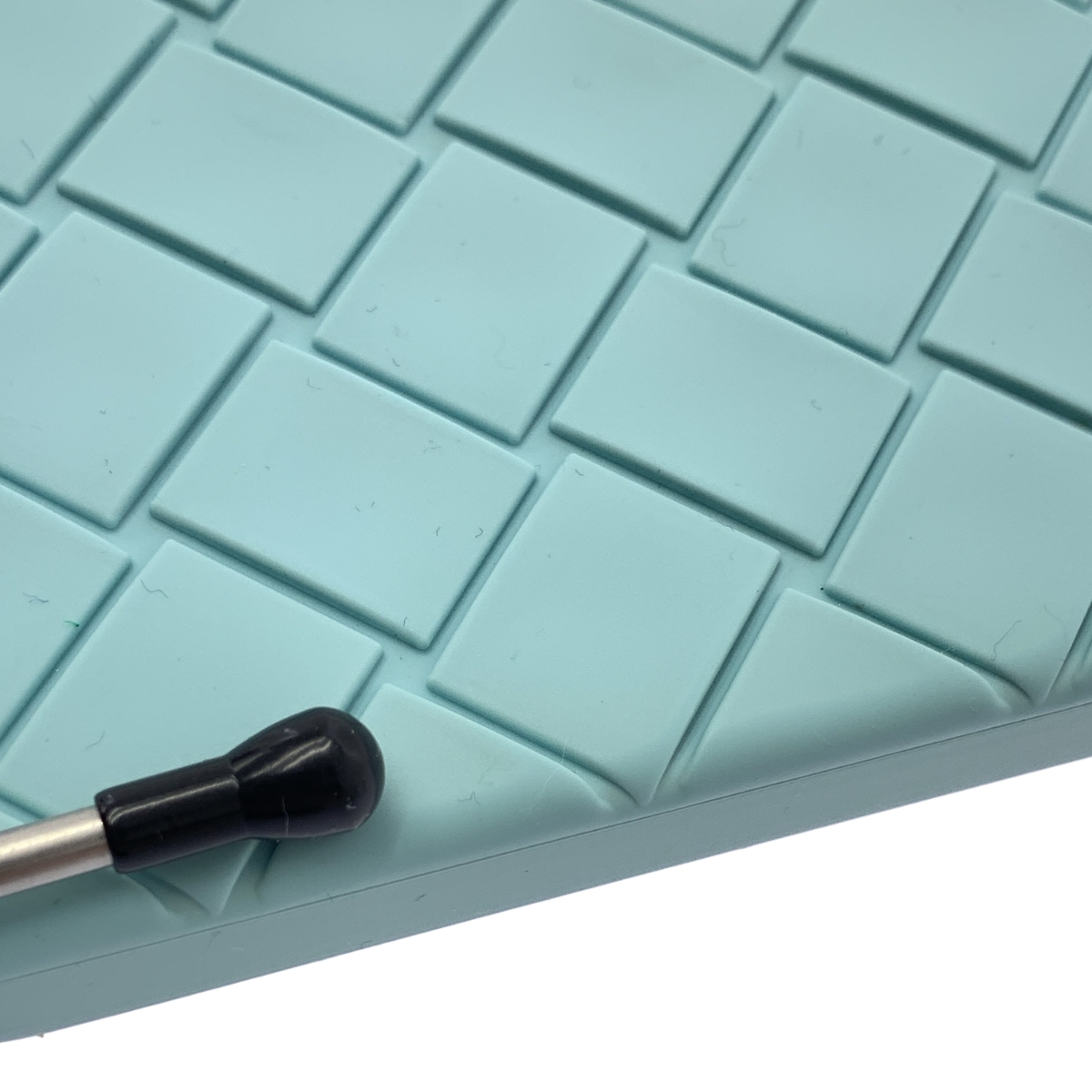 BOTTEGA VENETA / ボッテガヴェネタ iPhone 16 Pro イントレチャート ラバーシリコン ケース