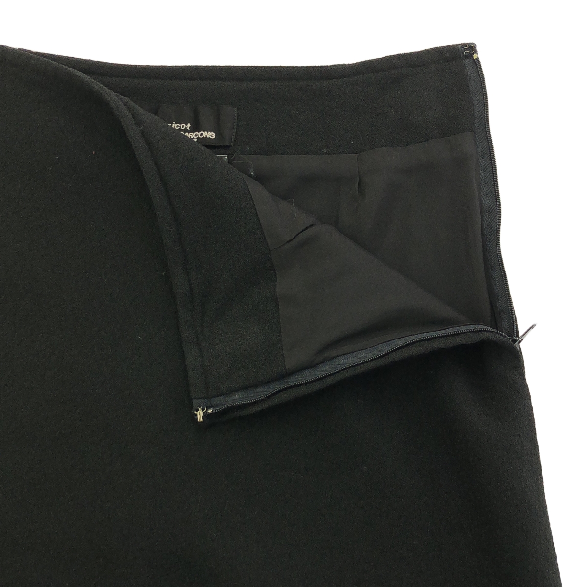 tricot COMME des GARCONS / トリココムデギャルソン ウール カットオフ ティアードスカート