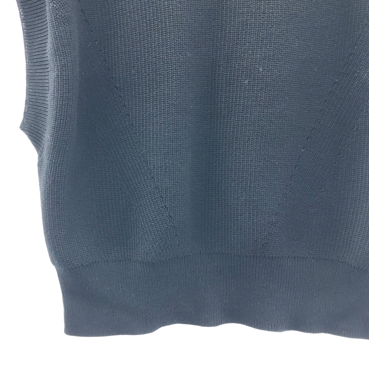 yuni IS LIKE A FLOWER TO ME / ユニ 強撚 コットンニット ハイネックベスト