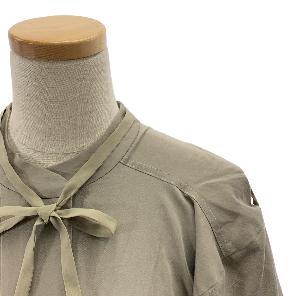 PHOTOCOPIEU / フォトコピュー AMBRE スタンドカラー コットン ベルテッド ワンピース