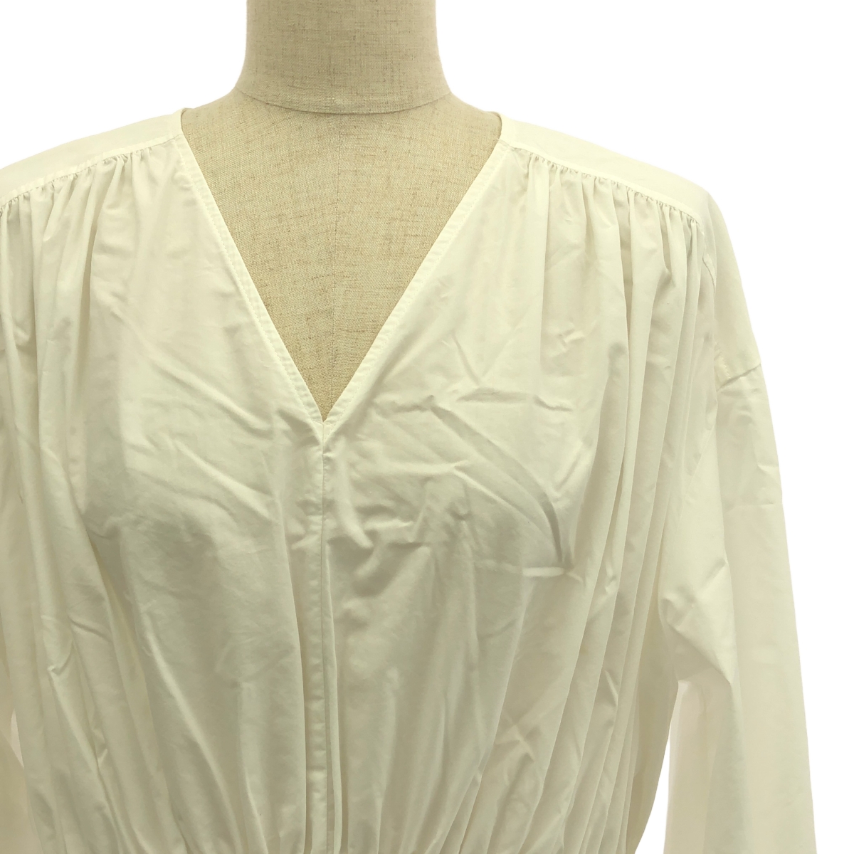 LE PHIL / ルフィル タイプライター バイオ ブラウス