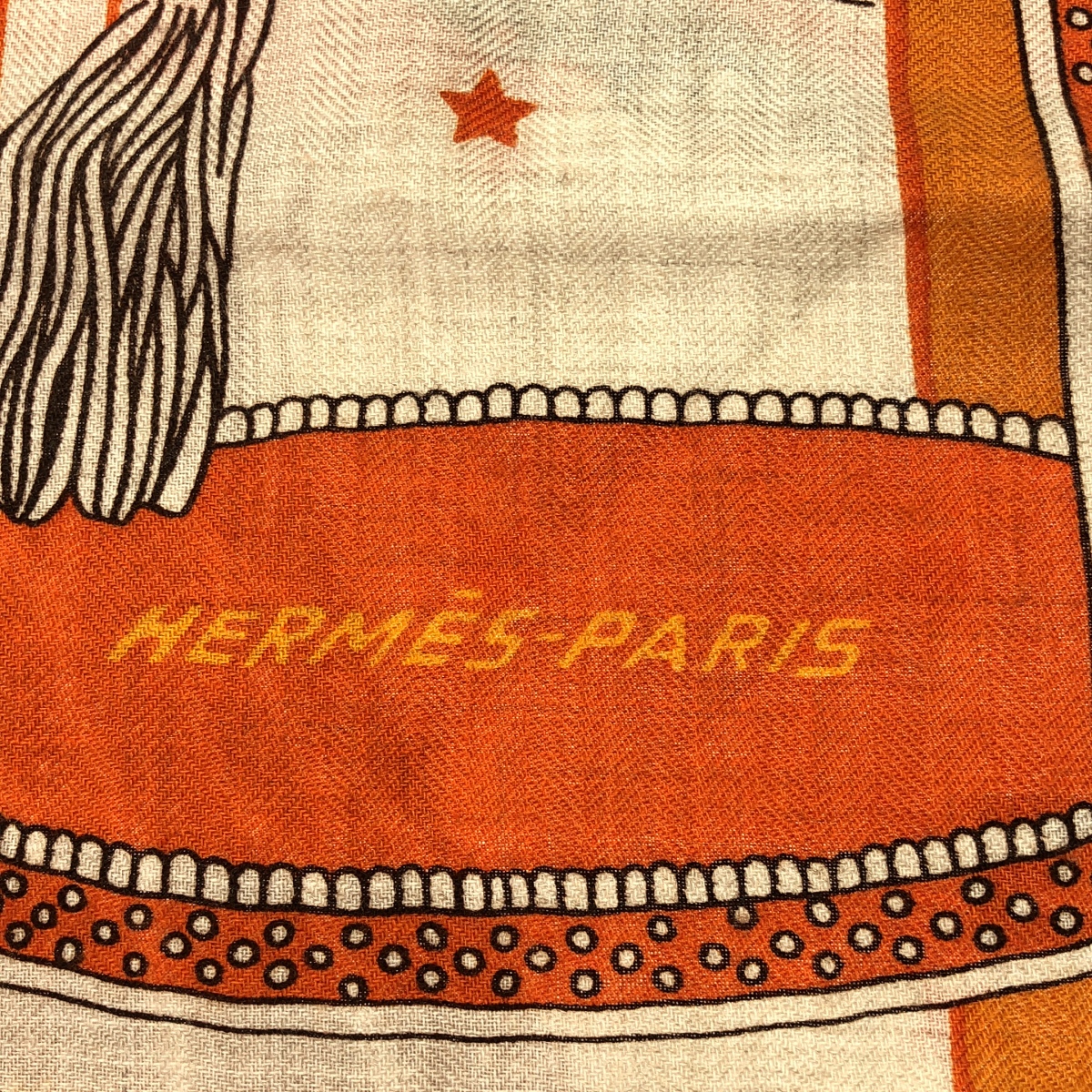 HERMES / エルメス 140 Selle de Dignitaire Bandana / cashmere silk / 高官の鞍 バンダナ / カシミヤ シルク 総柄 大判 ストール スカーフ