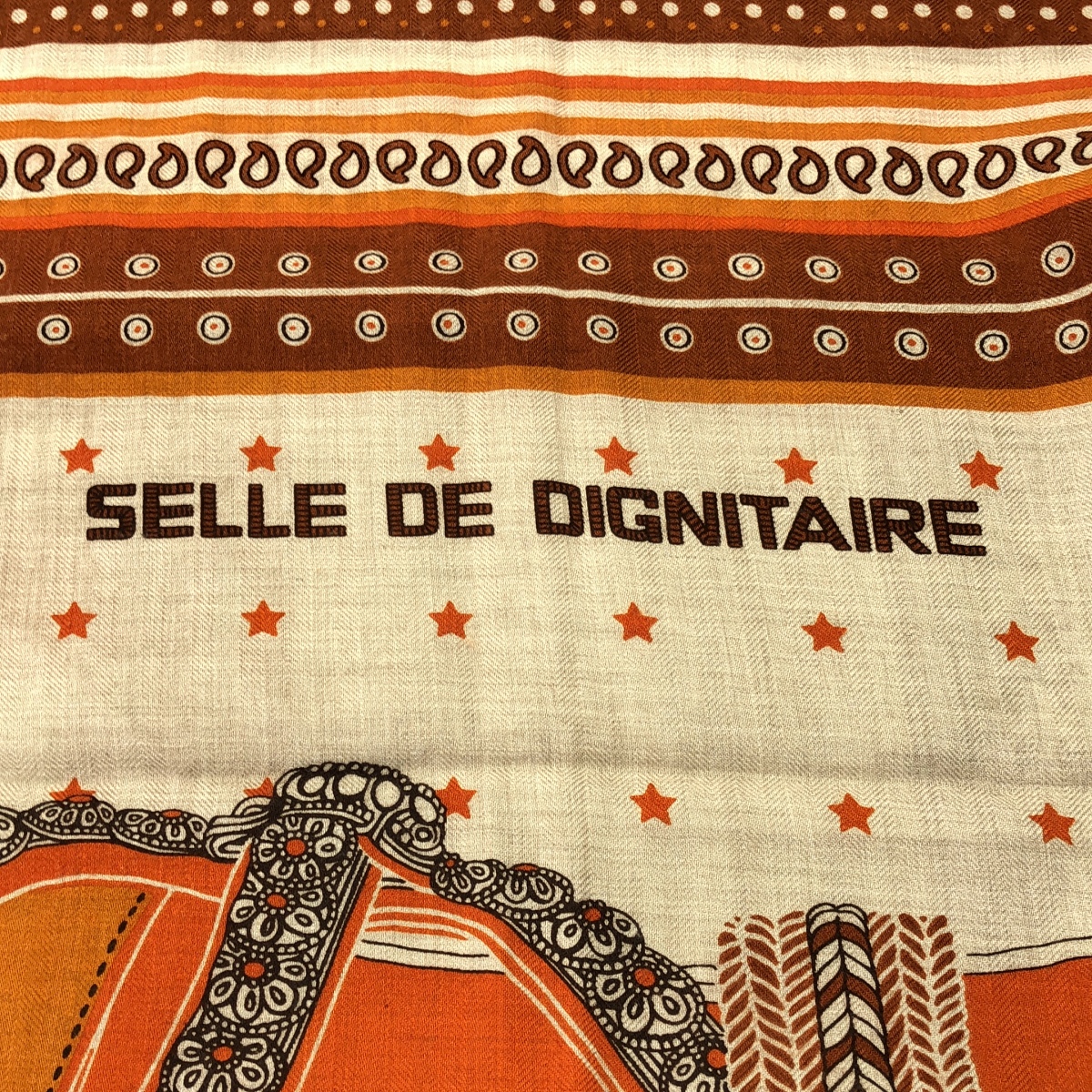 HERMES / エルメス 140 Selle de Dignitaire Bandana / cashmere silk / 高官の鞍 バンダナ / カシミヤ シルク 総柄 大判 ストール スカーフ