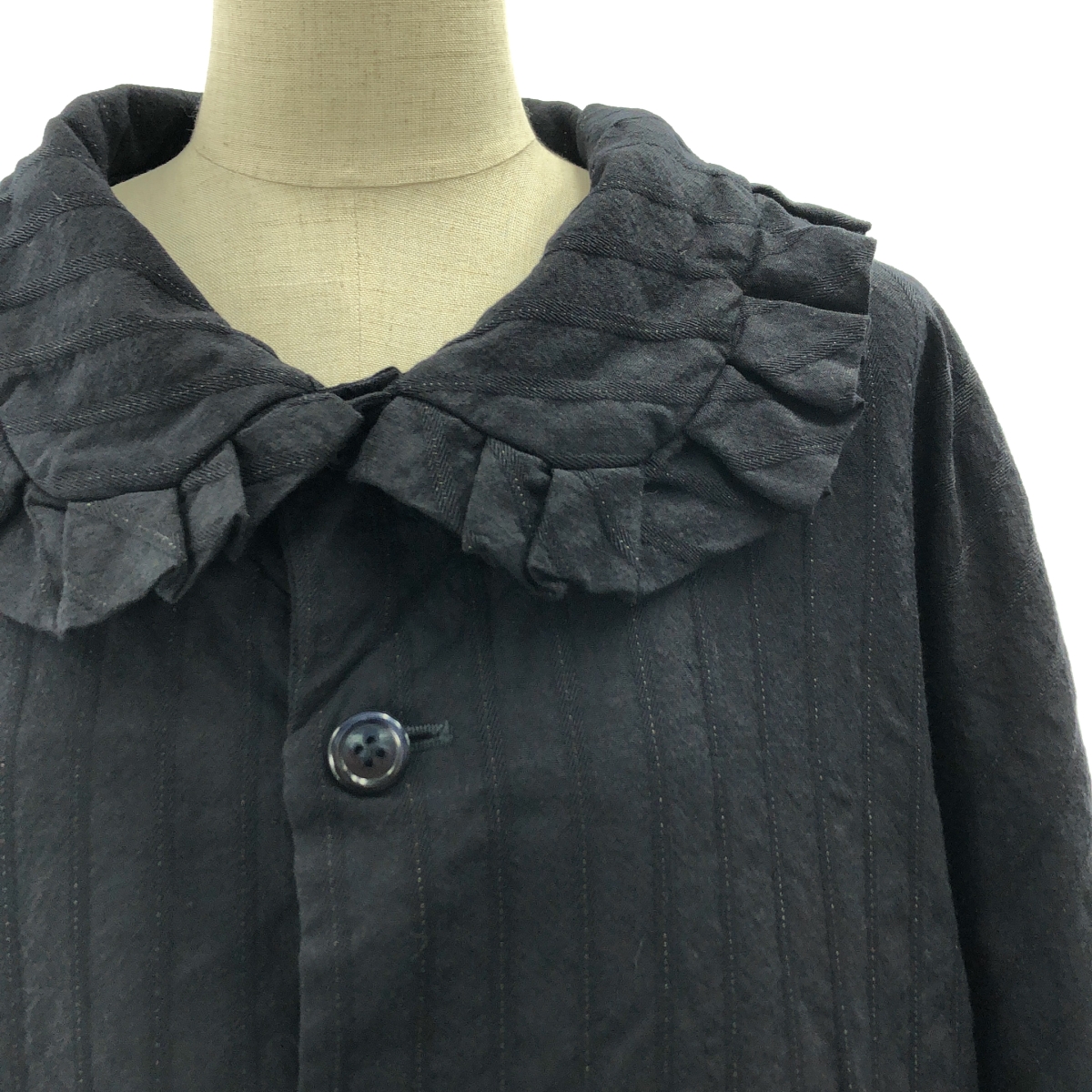 COMME des GARCONS COMME des GARCONS / コムコム 製品加工 フリル ラウンドカラー ストライプ コート