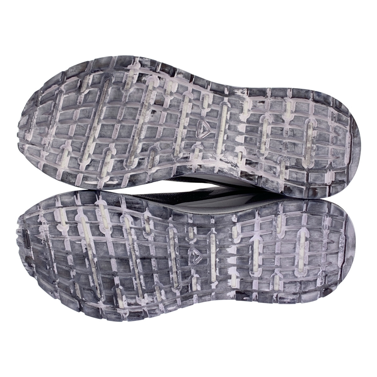 11 BY BORIS BIDJAN SABERI / イレブンバイボリスビジャンサベリ Salomon Bamba 2 Low サロモン バンバ2 ロー センタージップ スニーカー