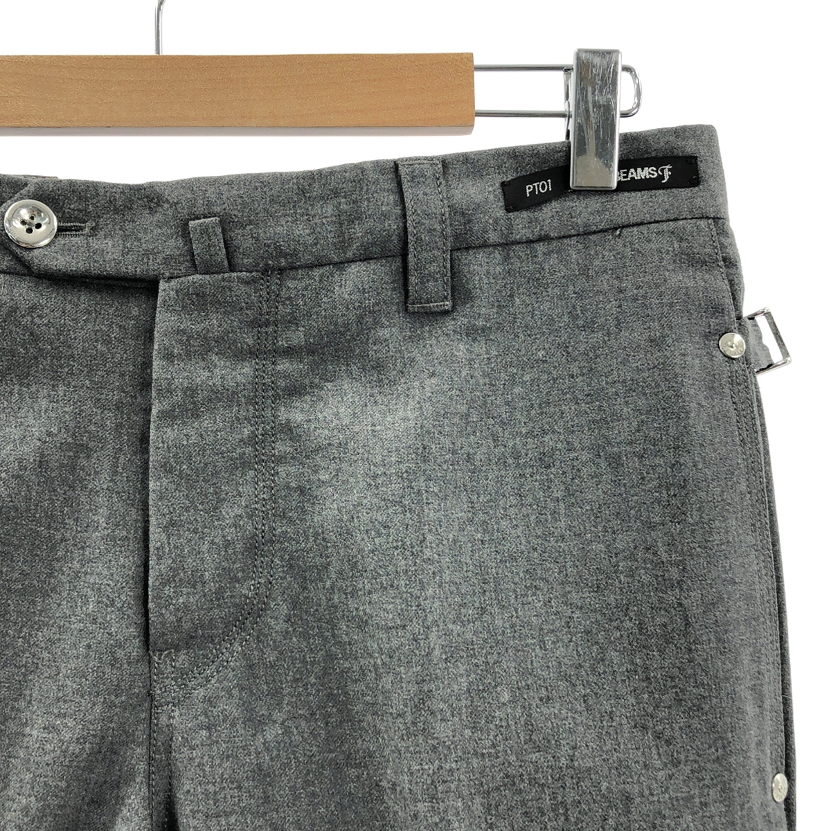 PT01 / ピーティーゼロウーノ × BEAMS F / ビームスエフ SUPER 100's SILVER CHINO / アジャスター スラックス パンツ