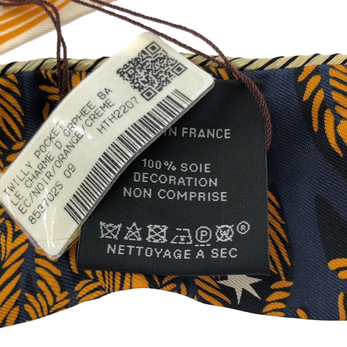 HERMES / エルメス LE CHARME D'ORPHEE / オルフェウスの魅力に誘われて  / TWILLY POCKET / silk 100％ / シルク ツイリー スカーフ