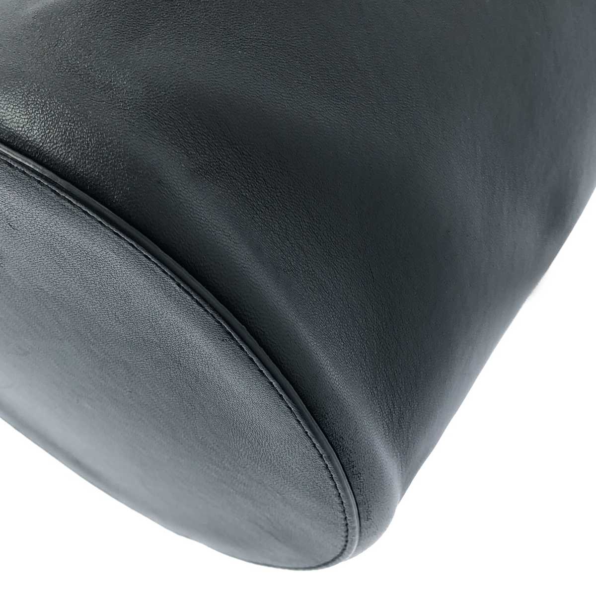 JIL SANDER / ジルサンダー ドローストリング レザー バケットバッグ バケツ型 巾着ポーチ シングルハンドル