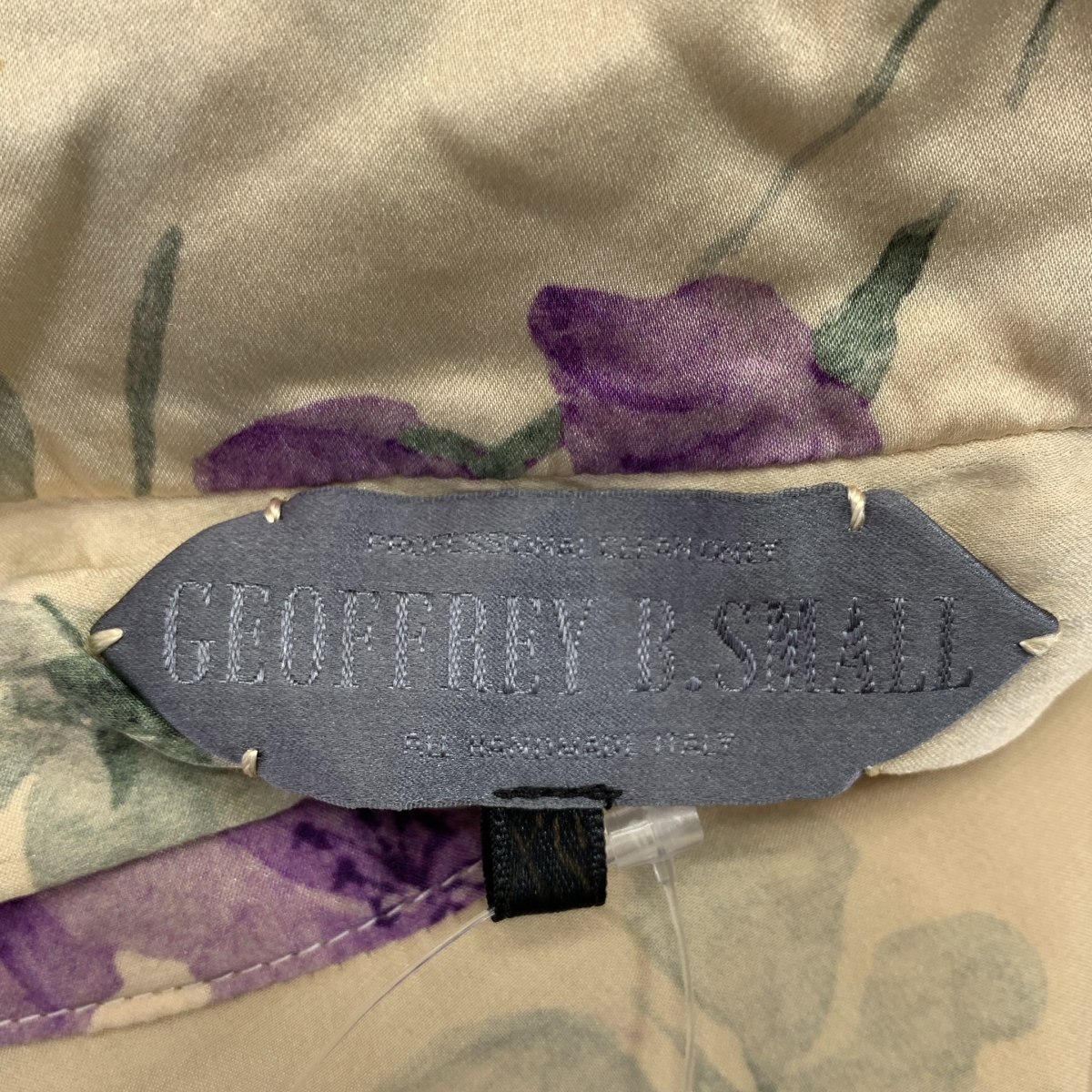 GEOFFREY B.SMALL / ジェフリーBスモール シルク フローラル ボウタイ ブラウス