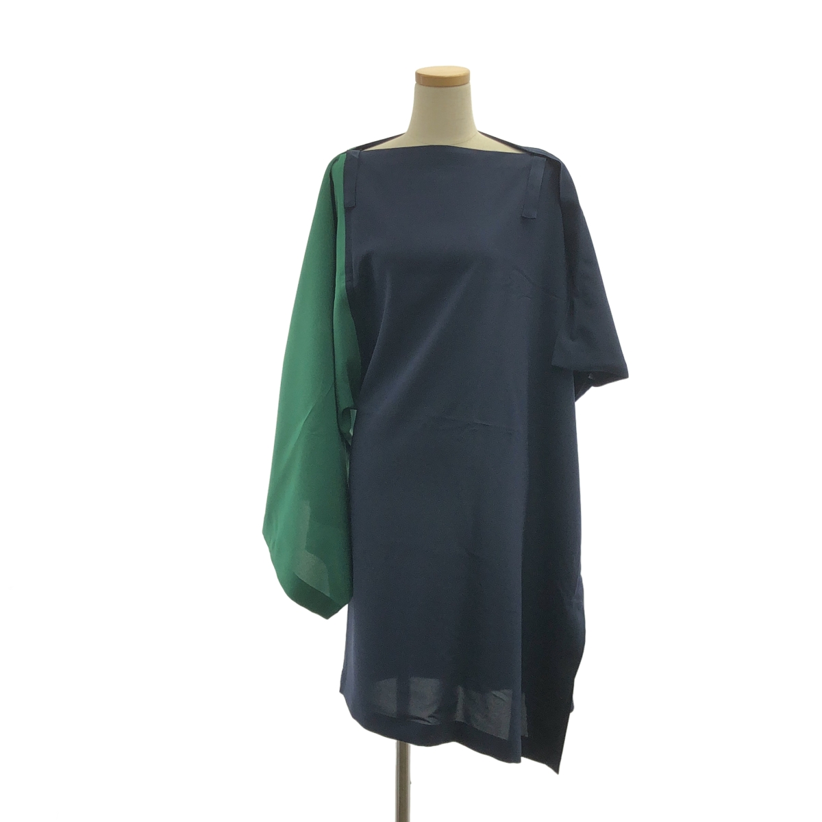 132 5. ISSEY MIYAKE / 1325.イッセイミヤケ