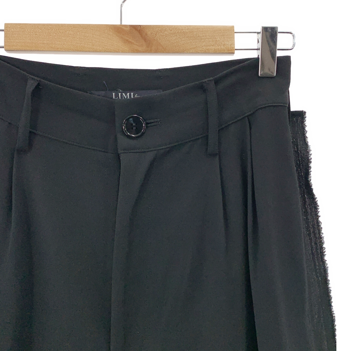 LIMI feu / リミフゥ サイドデザイン 2タック ウールギャバジン サルエルパンツ