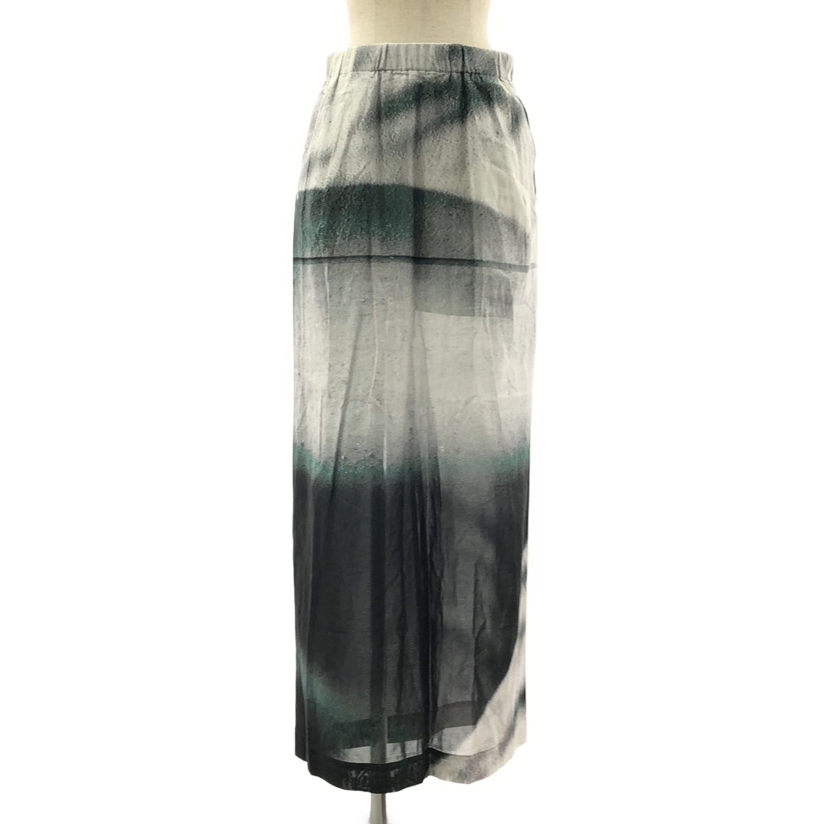 ISSEY MIYAKE / イッセイミヤケ