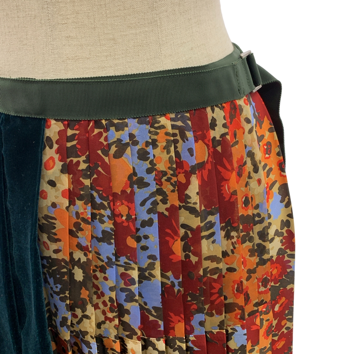 sacai / サカイ フラワープリント ベロア切替 プリーツ ラップスカート