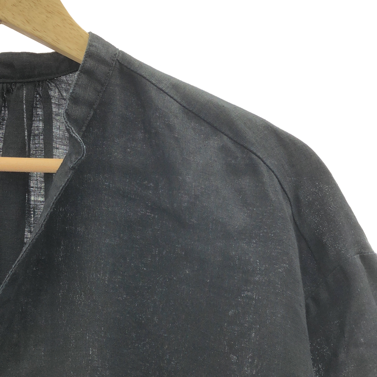 nagonstans / ナゴンスタンス リネン Vネック プルオーバーシャツ