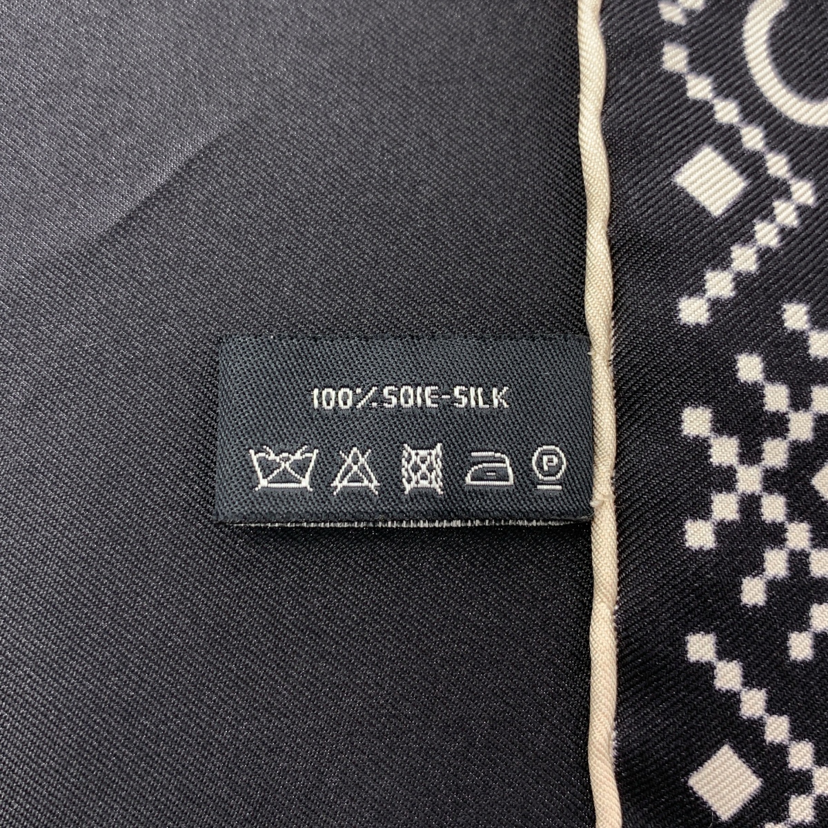 CHANEL / シャネル Silk Square Scarf ココマーク ロゴ シルク スクエア スカーフ