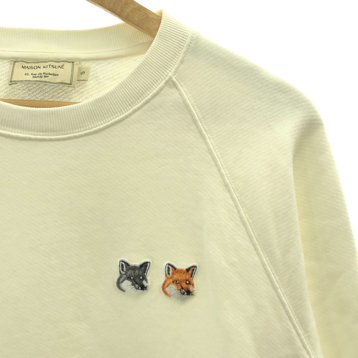 MAISON KITSUNE / メゾンキツネ ダブルフォックスヘッドパッチ クルーネック スウェット