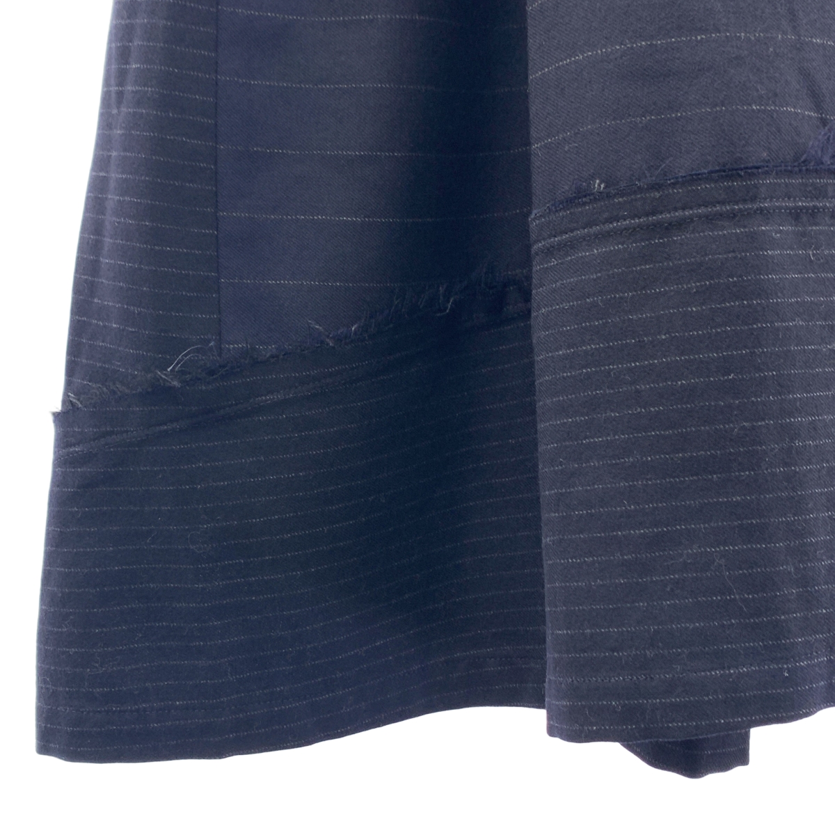 tricot COMME des GARCONS / トリココムデギャルソン 再構築 アシンメトリー チョークストライプ ロングスカート