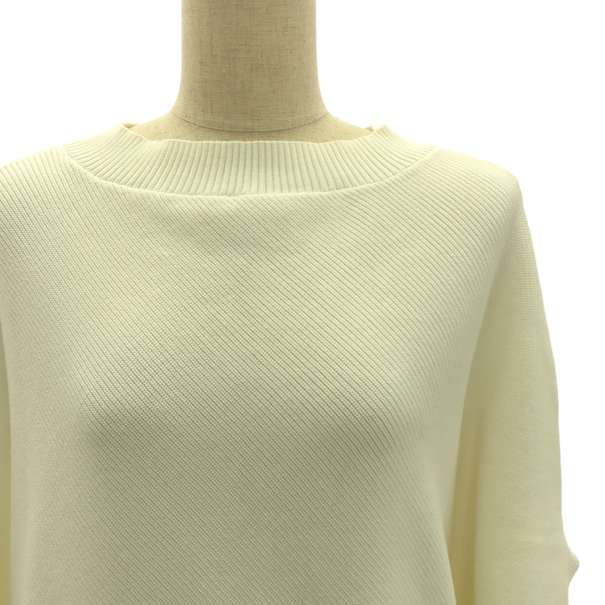 sacai / サカイ アシンメトリー スリットニット